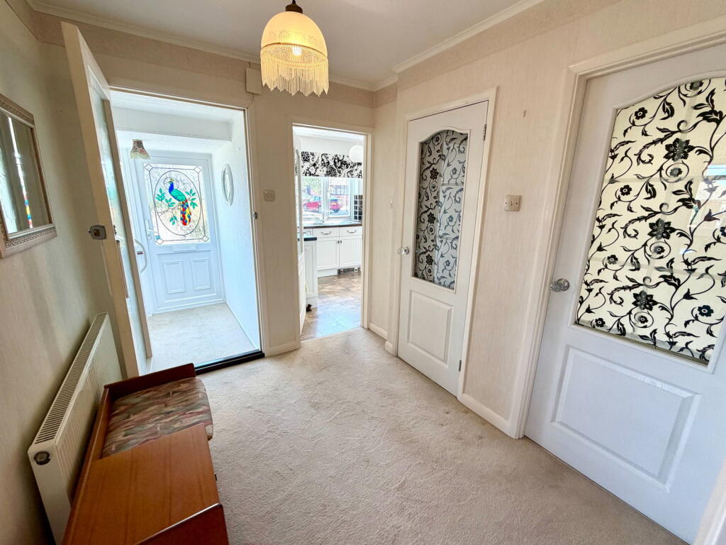 House in Gillingham, Medway - View 5