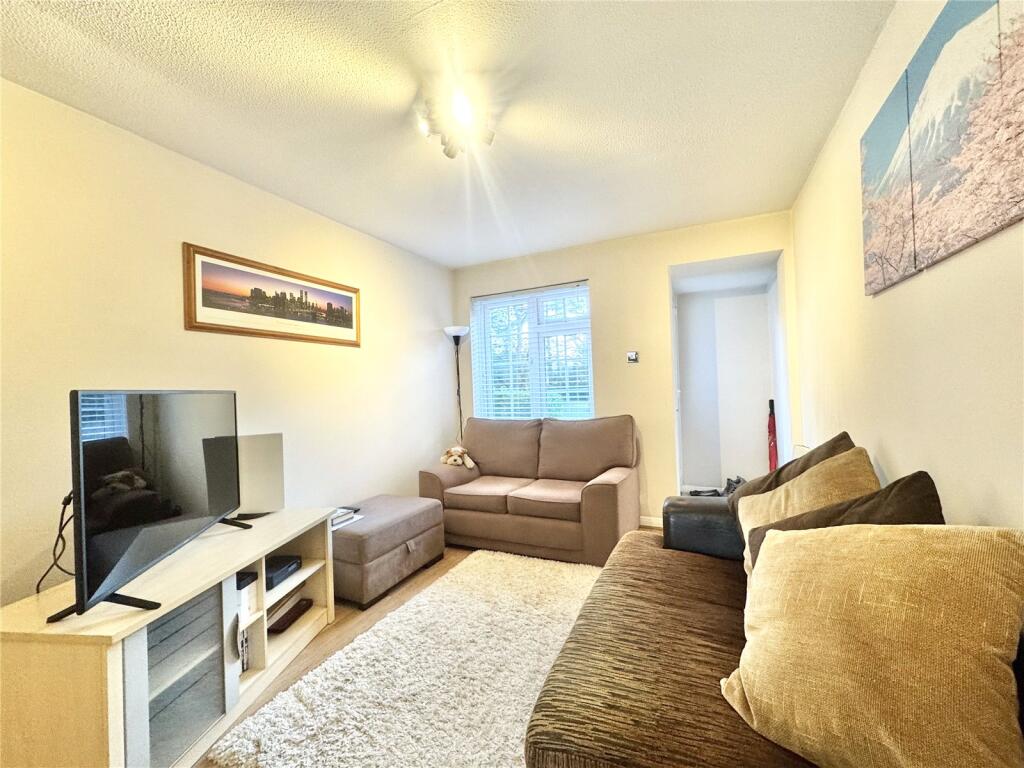 Apartment in Rushmoor, Farnborough Empress, Farnborough - View 5