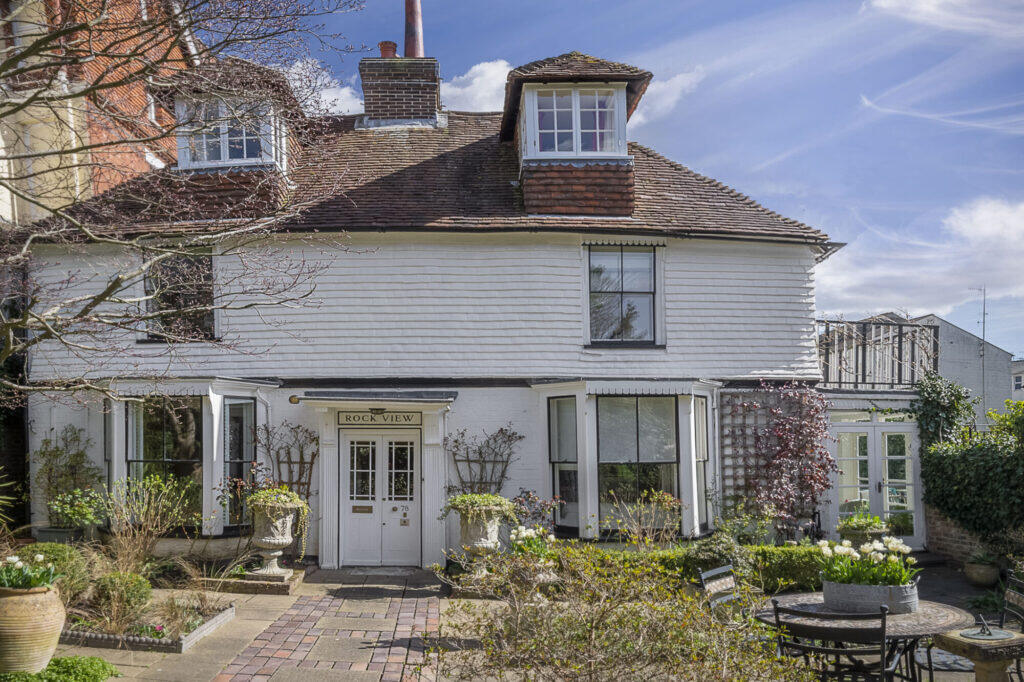 Main image of property: London Road, Tunbridge Wells, TN1