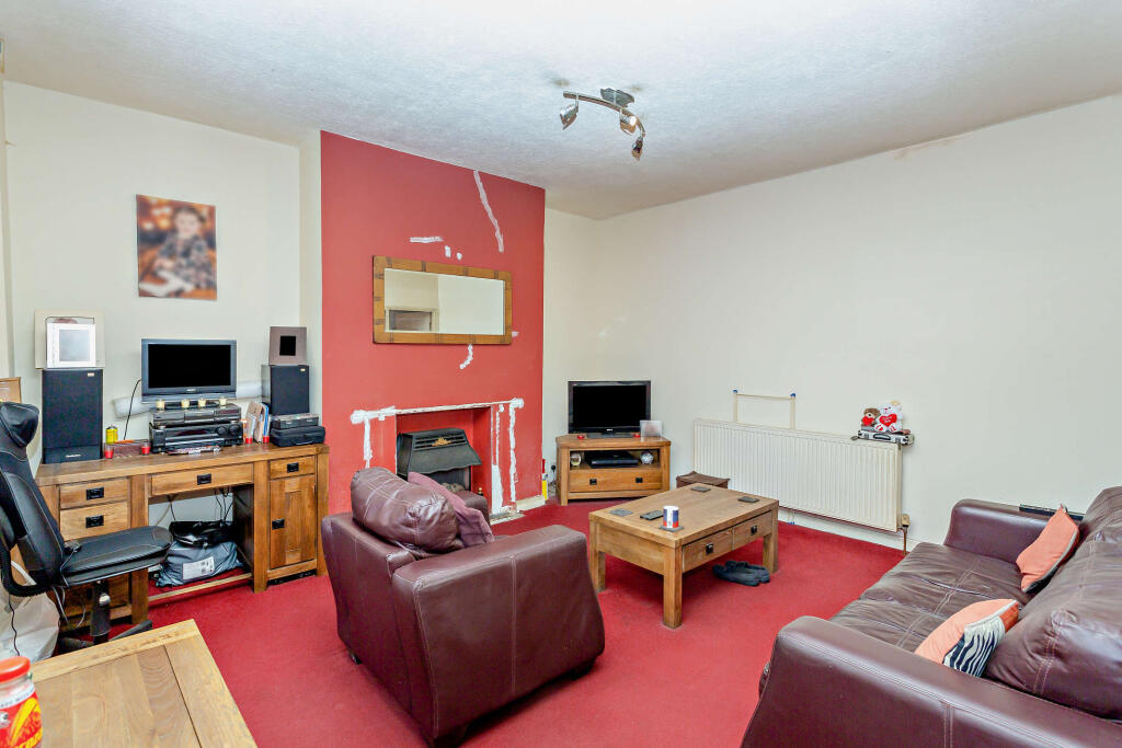 Spa Mill Terrace, Huddersfield, HD7 photo 5