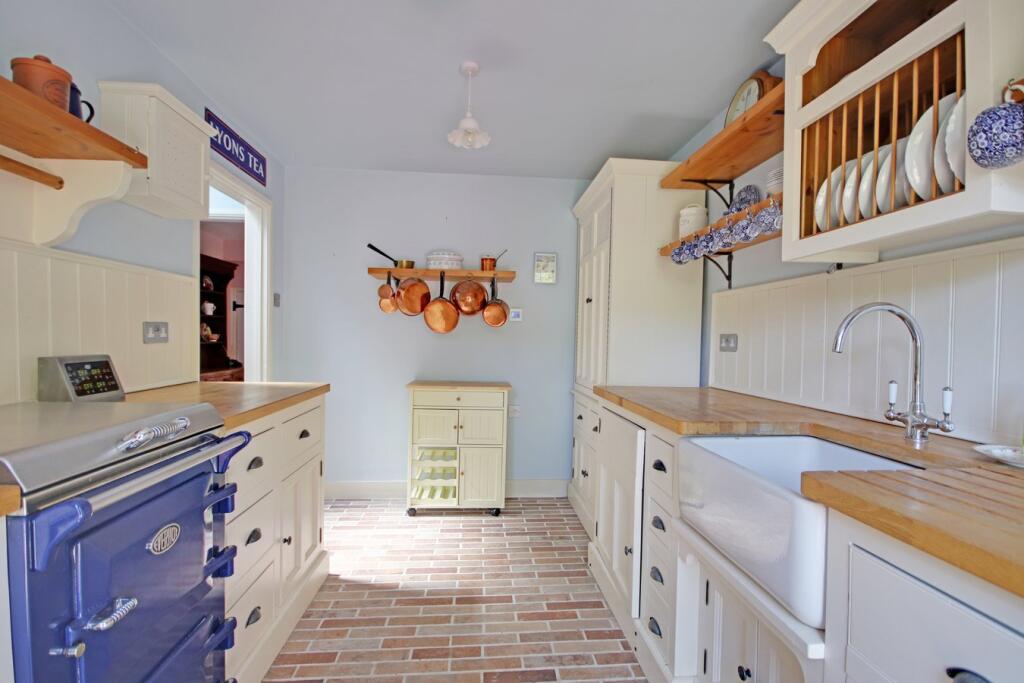 Garden Road, Burley, Ringwood, BH24 photo 3