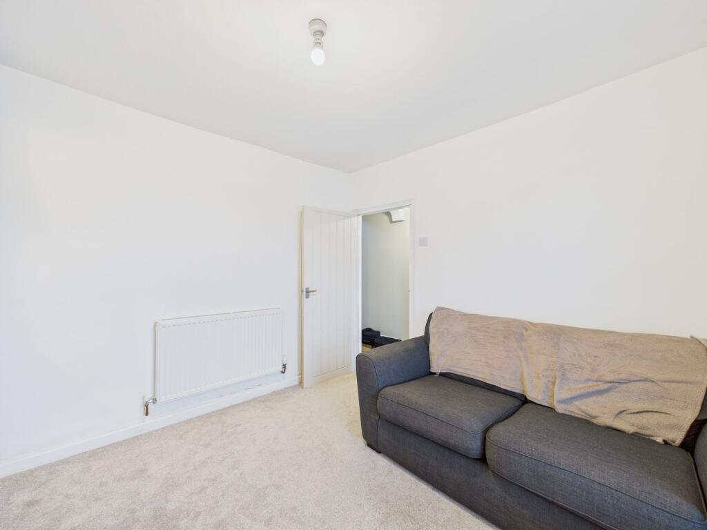 House in Haverfordwest, Withybush - View 6