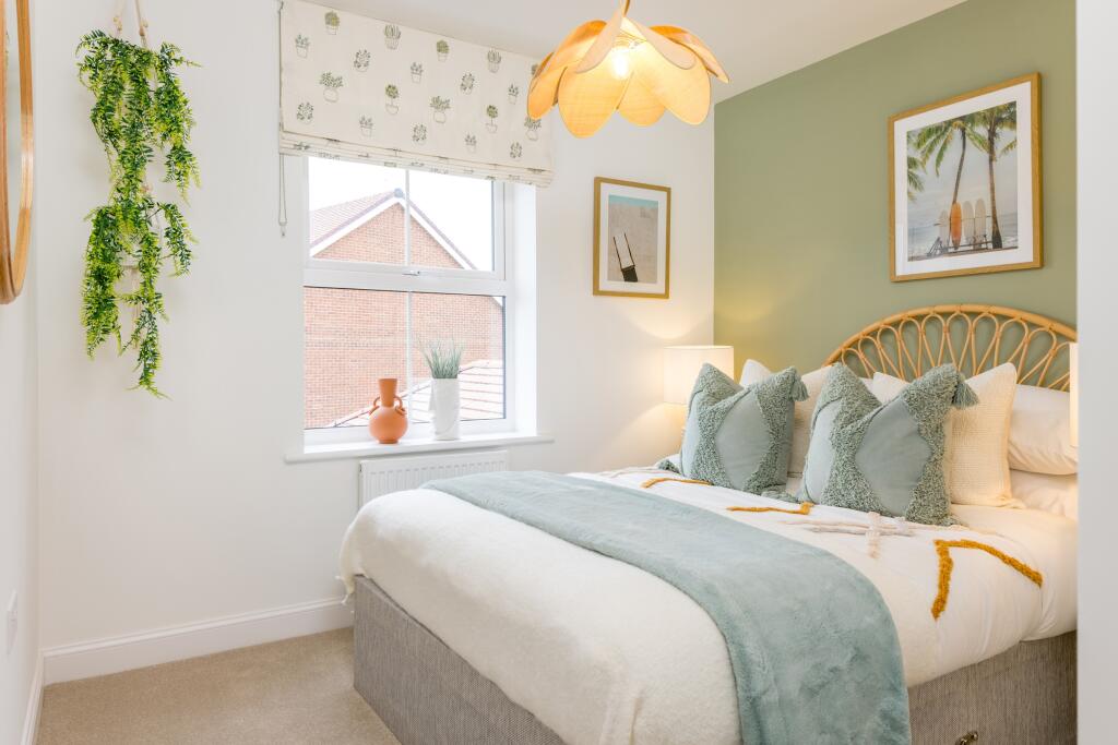 Station Road, Hailsham, East Sussex, BN27 2BY - View 5