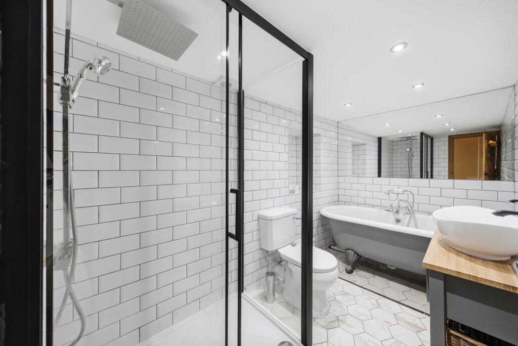 Additional image 27 of Pendle Bridge, Reedley, Burnley, BB12 9DP