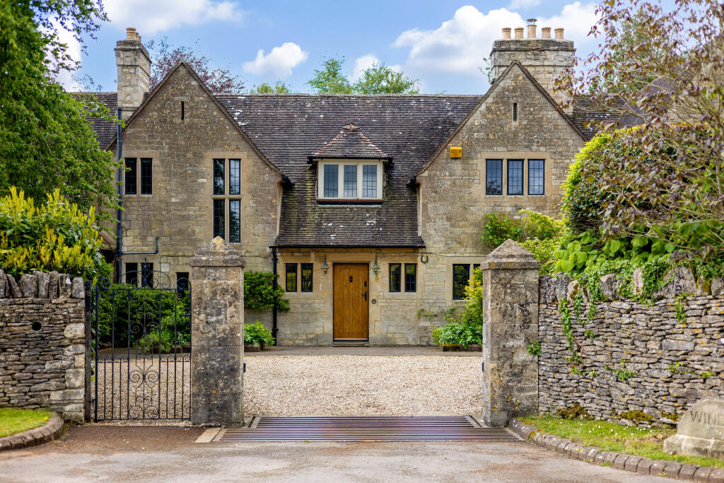 The Park, Minchinhampton, GL6 - More