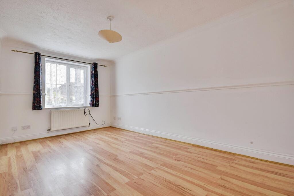 House in Tonbridge - View 3