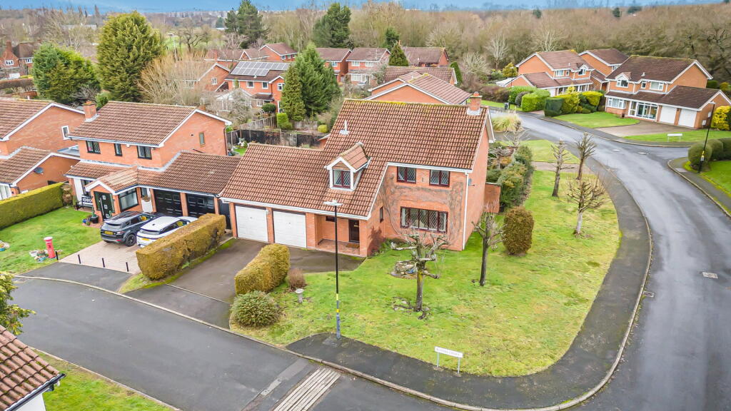 Main image of property: Lydia Croft,Sutton Coldfield,B74 4XD