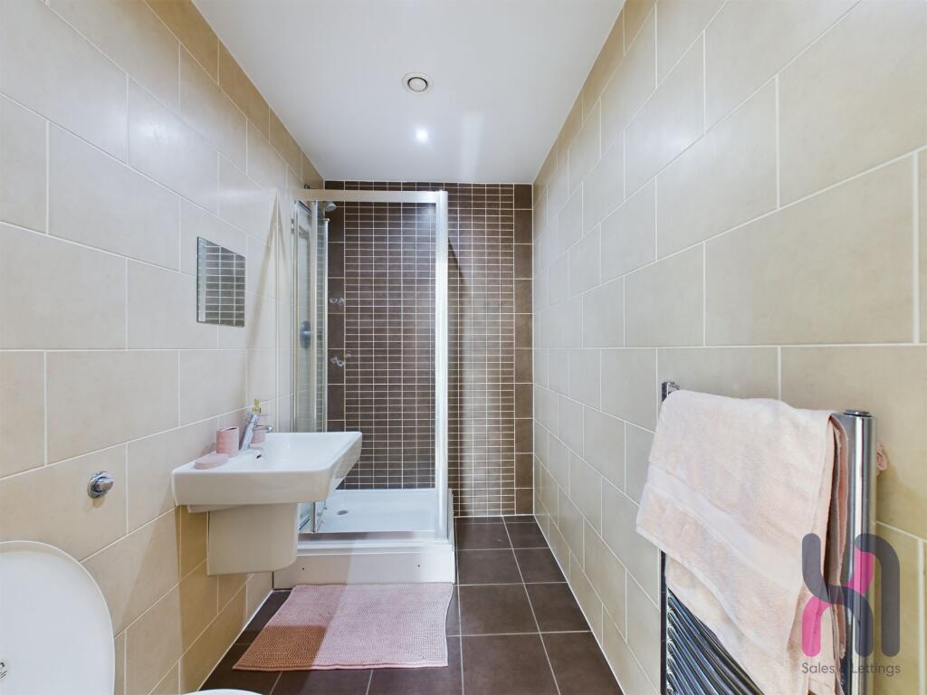 Apartment in Liverpool - View 5