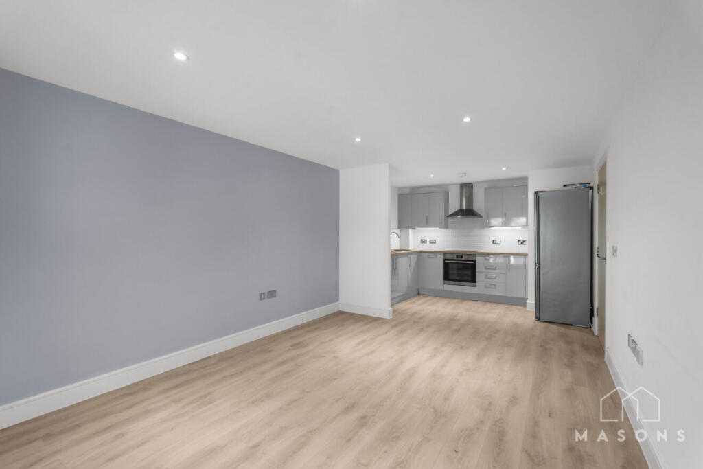 Apartment in North Hertfordshire, Hertfordshire - More