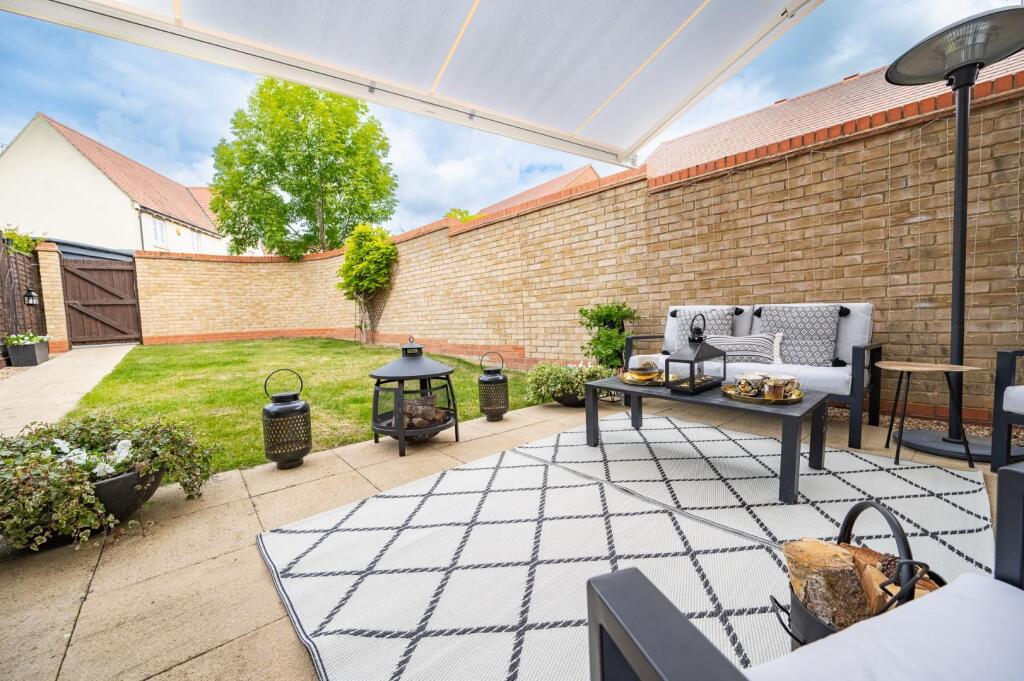 House in Uttlesford, Flitch Green - View 4