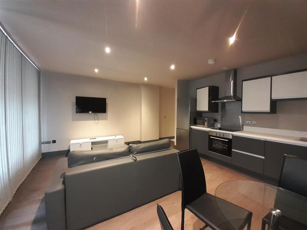 Apartment in Liverpool - View 2
