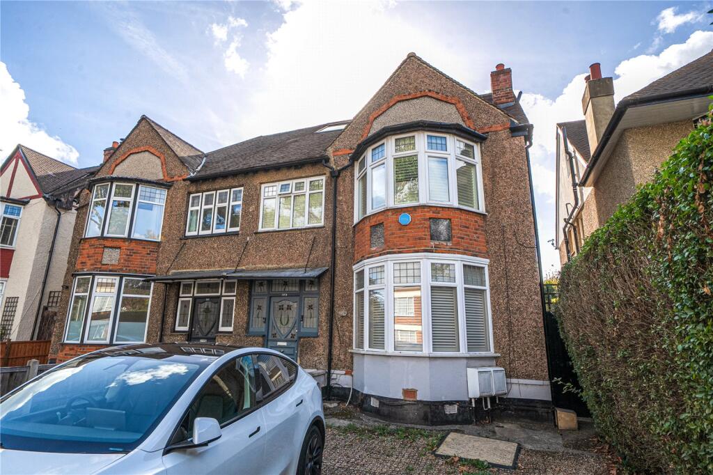 Apartment in London - View 3