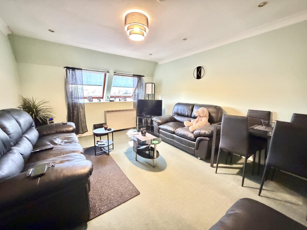 Apartment in Bournemouth - View 3