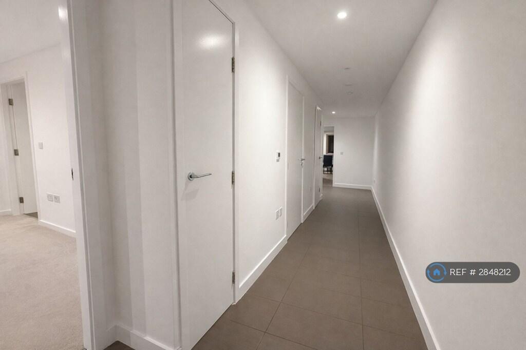3 bedroom flat for rent