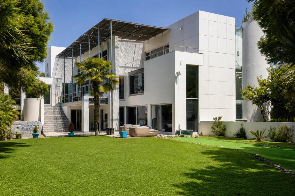 Main image of property: Lisbon, Cascais