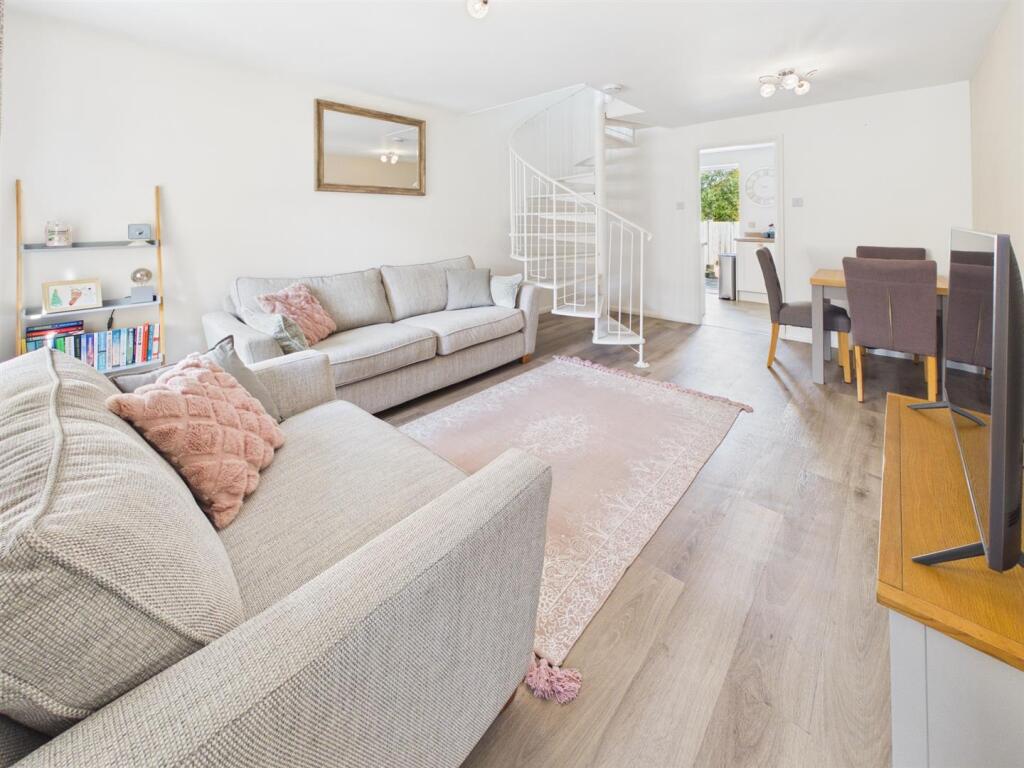 House in Gloucester, Quedgeley - View 3