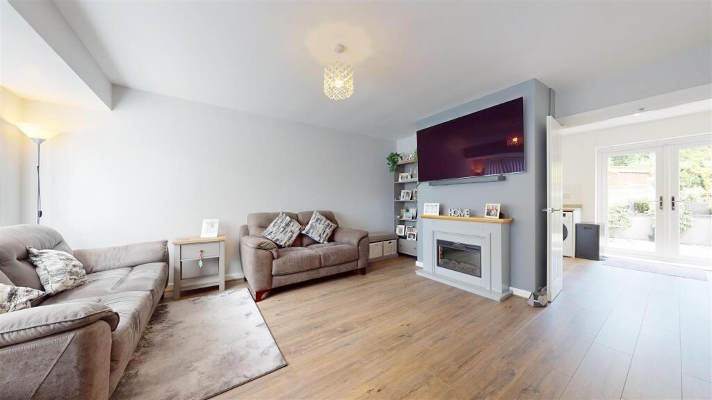 House in St Helens, Liverpool City Region - View 3