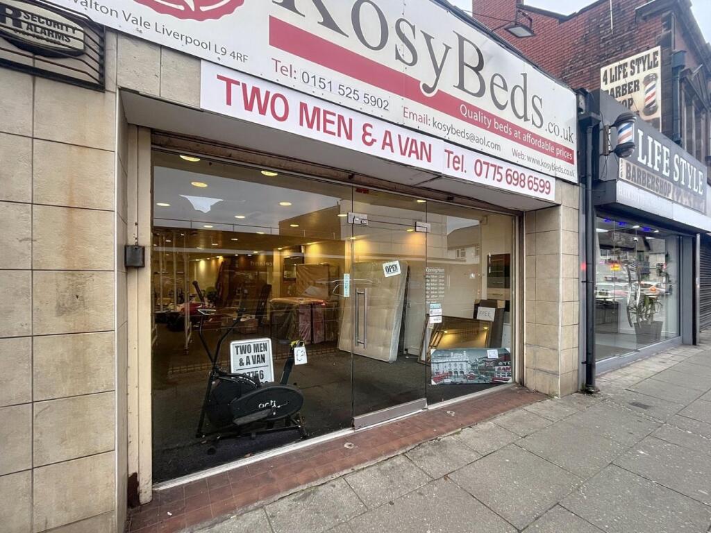 3-bed flat on Kozy Beds retail + 1 and 2 bed flat, Walton Vale, Liverpool, Merseyside, L9 4RF, £160,000