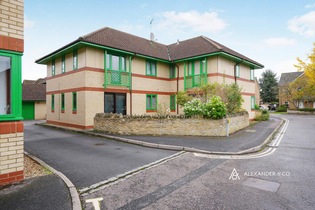 Main image of property: Victoria Court, Bicester, OX26