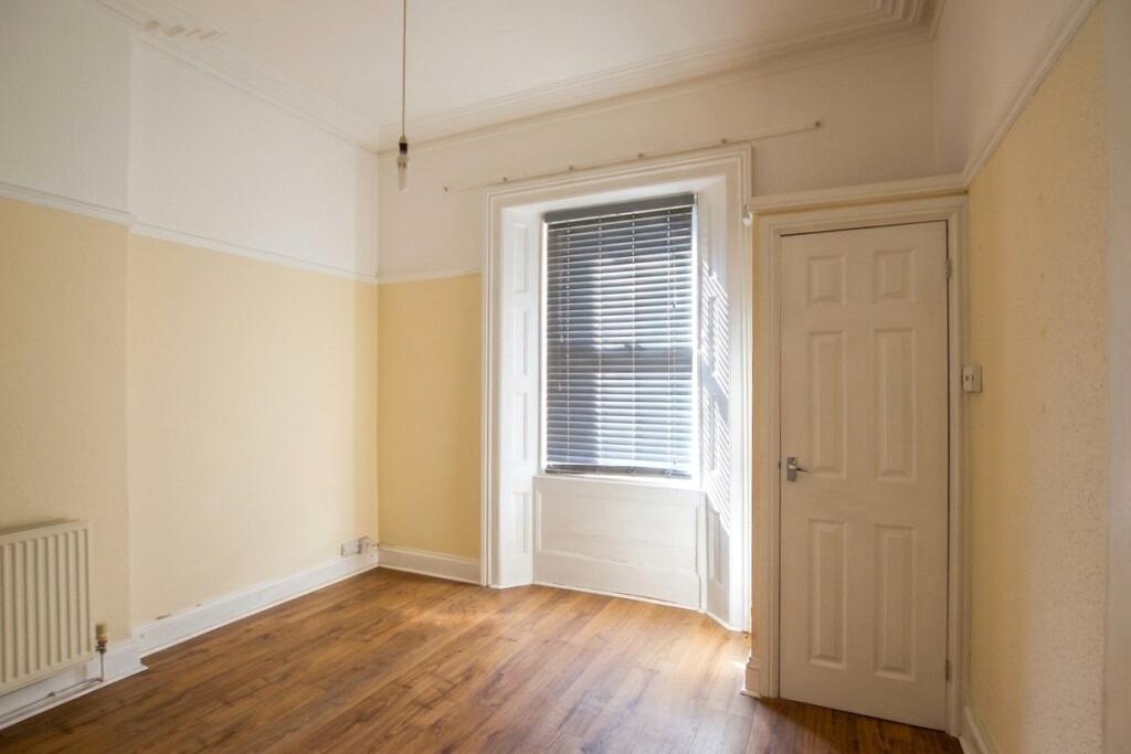 Apartment in Weston-super-Mare, North Somerset - More