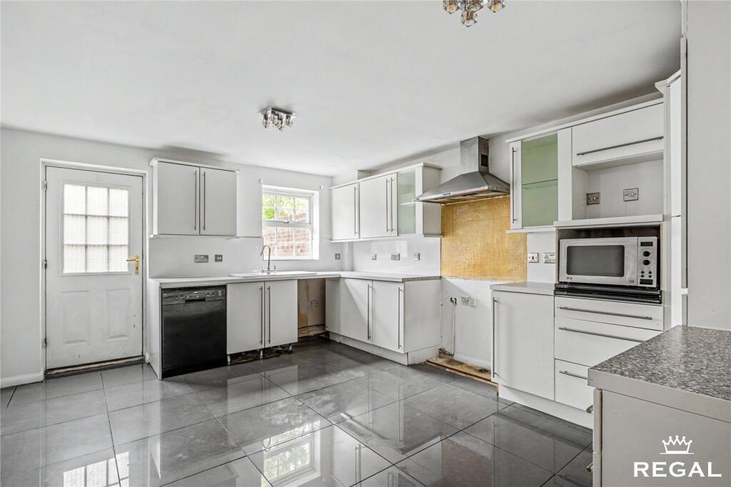 House in Southampton - View 2