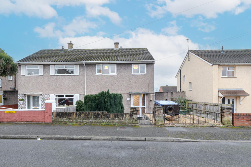 Main image of property: Elm Road, Caldicot, NP26 4