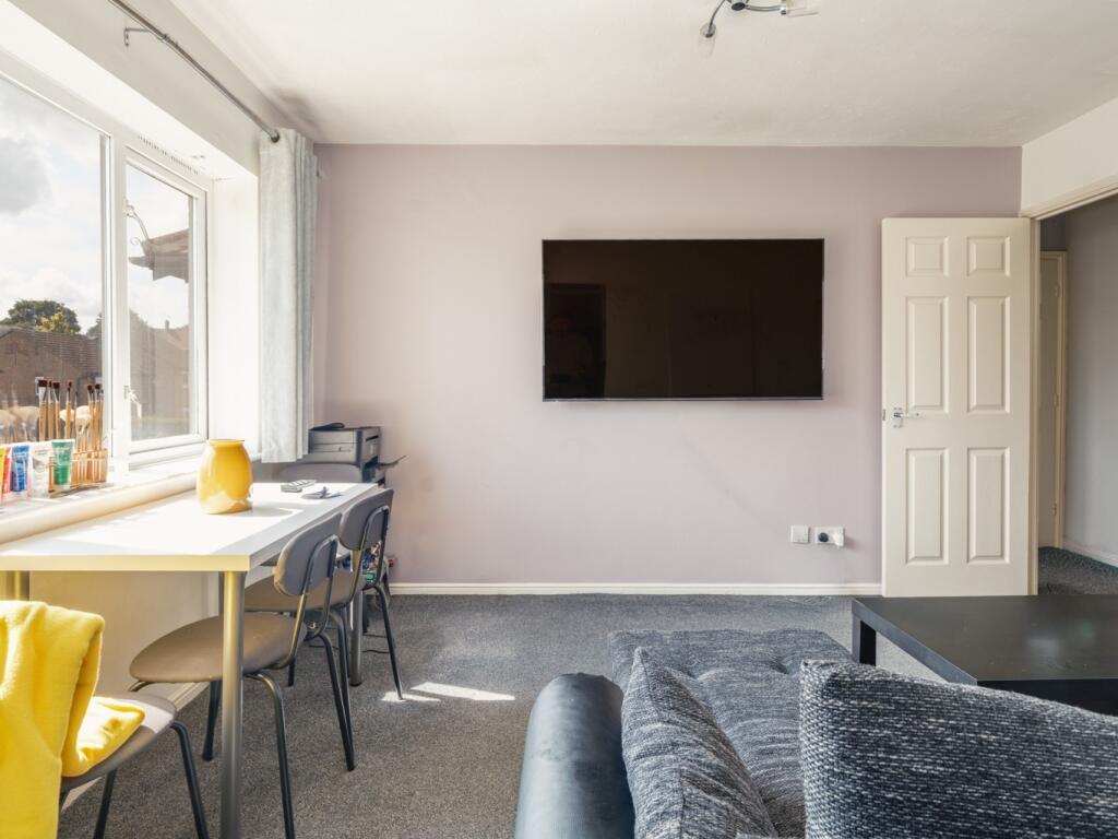 Apartment in Gateshead, North East - View 4