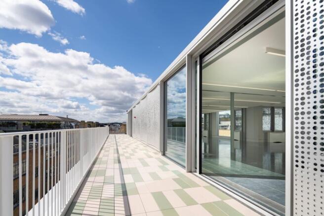 5th Floor Private Terrace
