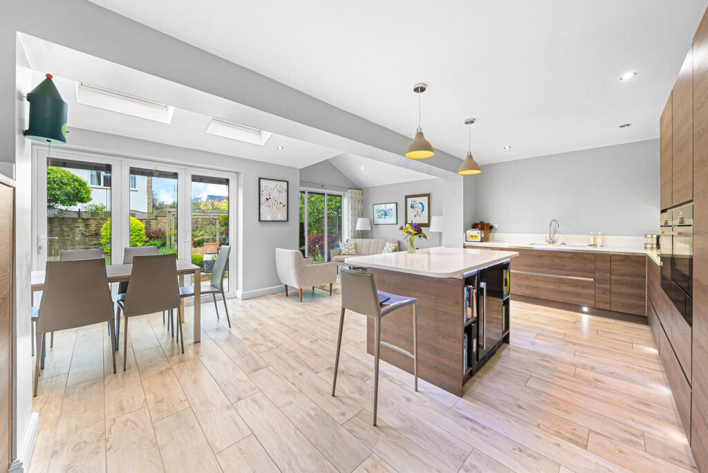 House in Leeds, Boston Spa - View 6