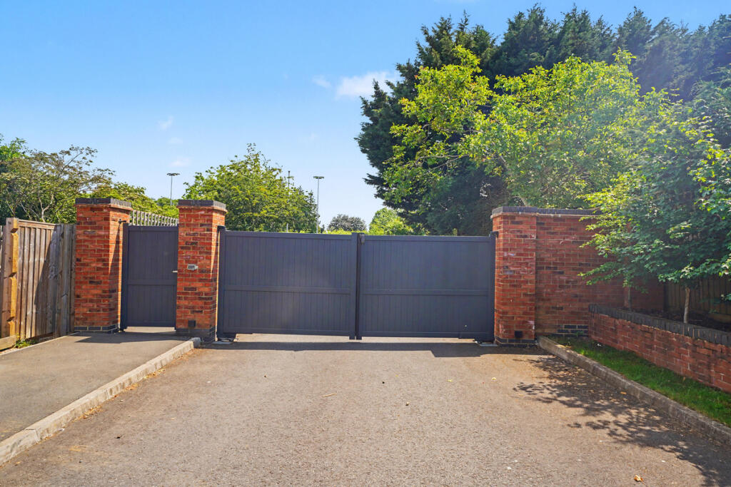 House in Northampton, Dallington - View 3