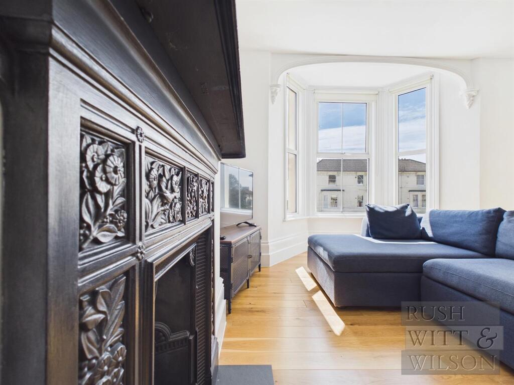 Apartment in St Leonards-on-Sea, St Leonards Green - View 5