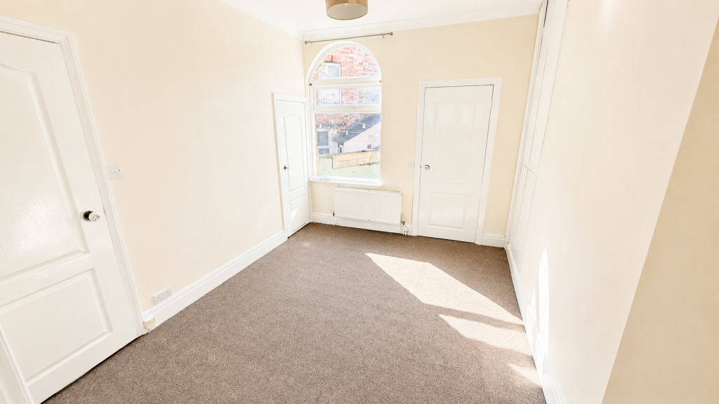House in York - View 4