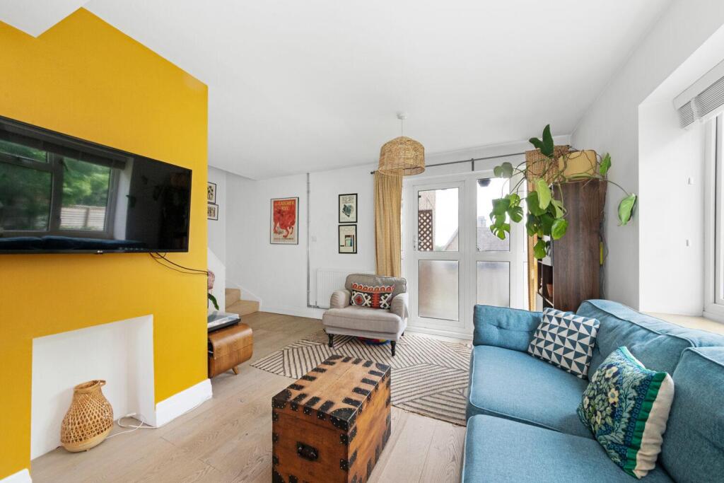 Main image of property: Sylvan Hill, Crystal Palace, London, SE19