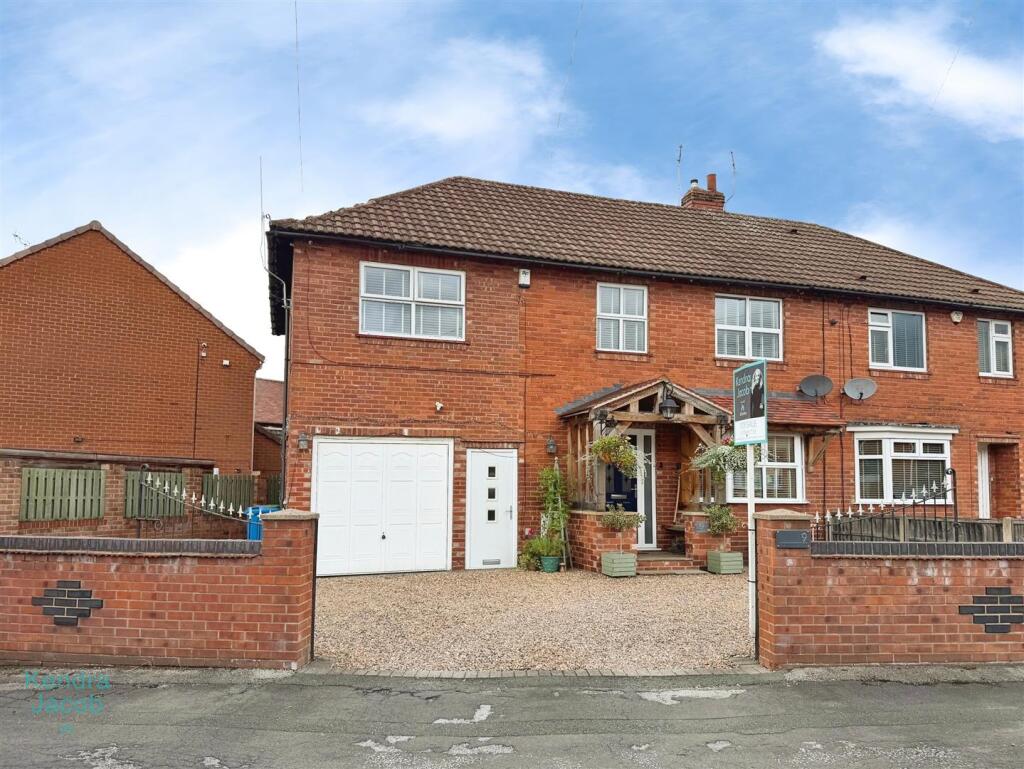 Main image of property: Grasmere Road, Worksop