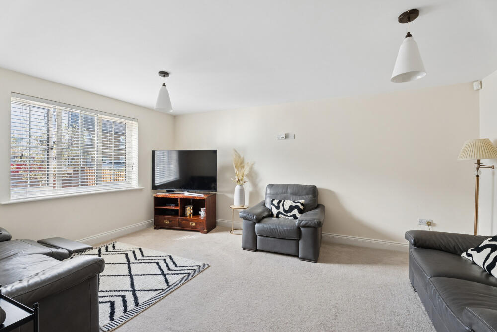 House in Milton Keynes - View 4