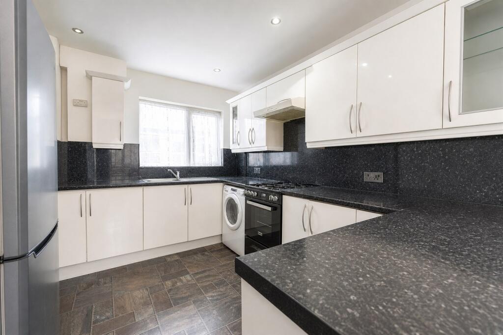 5 bedroom house for rent