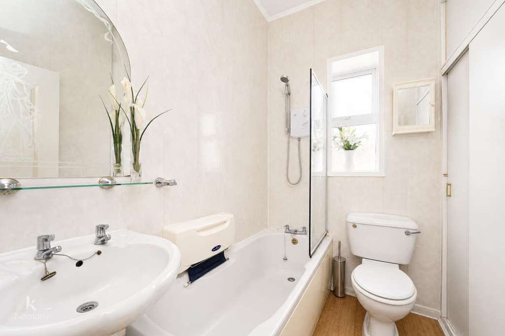 Greenbank Terrace, Lower Darwen, Darwen - More