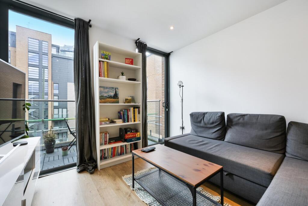 Apartment in London - View 5
