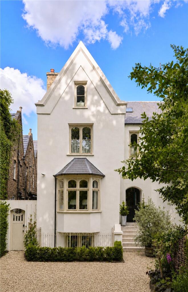 Main image of property: Ealing Green, London, W5