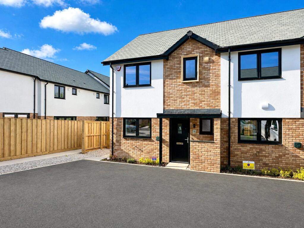 Main image of property: Heanton Lea Gardens, Braunton, Devon, EX31