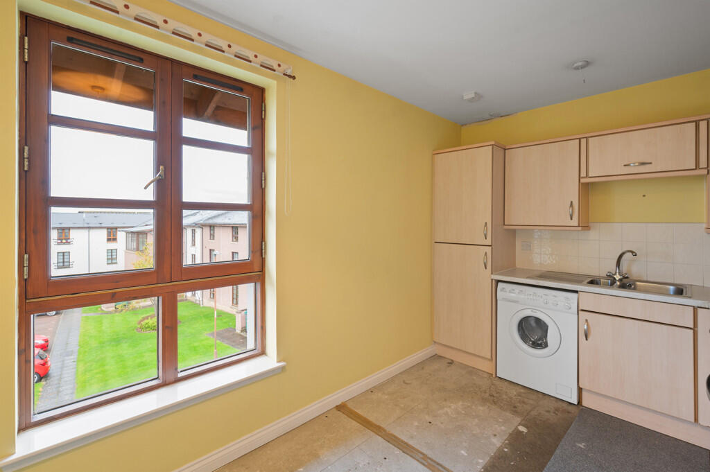 Apartment in Edinburgh, Kingsknowe - View 5