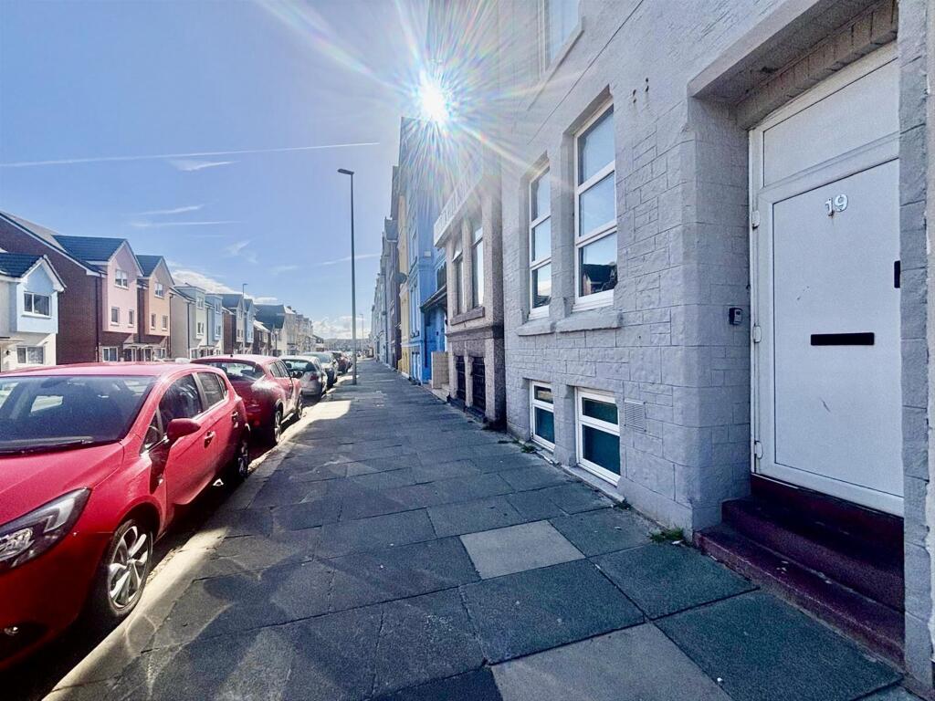 Main image of property: 19 Tyldesley Road, Blackpool