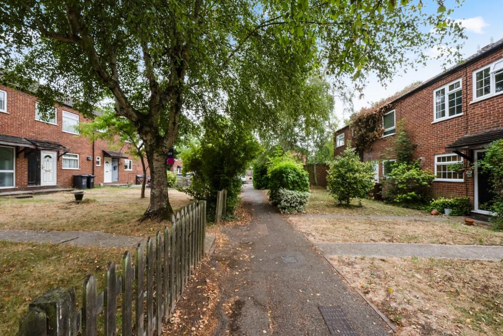 House in Gravesham, Singlewell - View 2