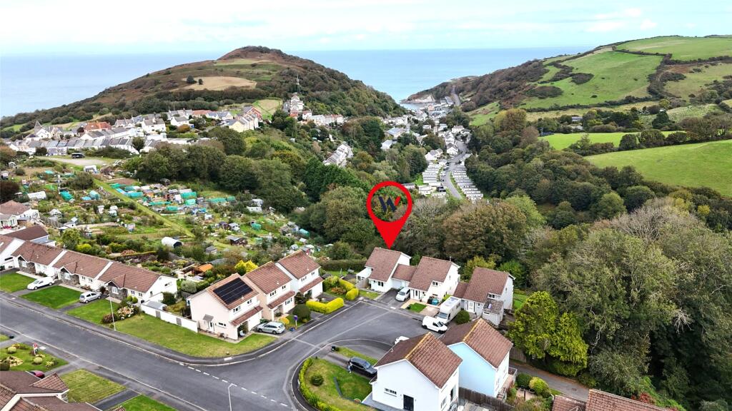 4, Pine Close, Ilfracombe, Devon, EX34 photo 2