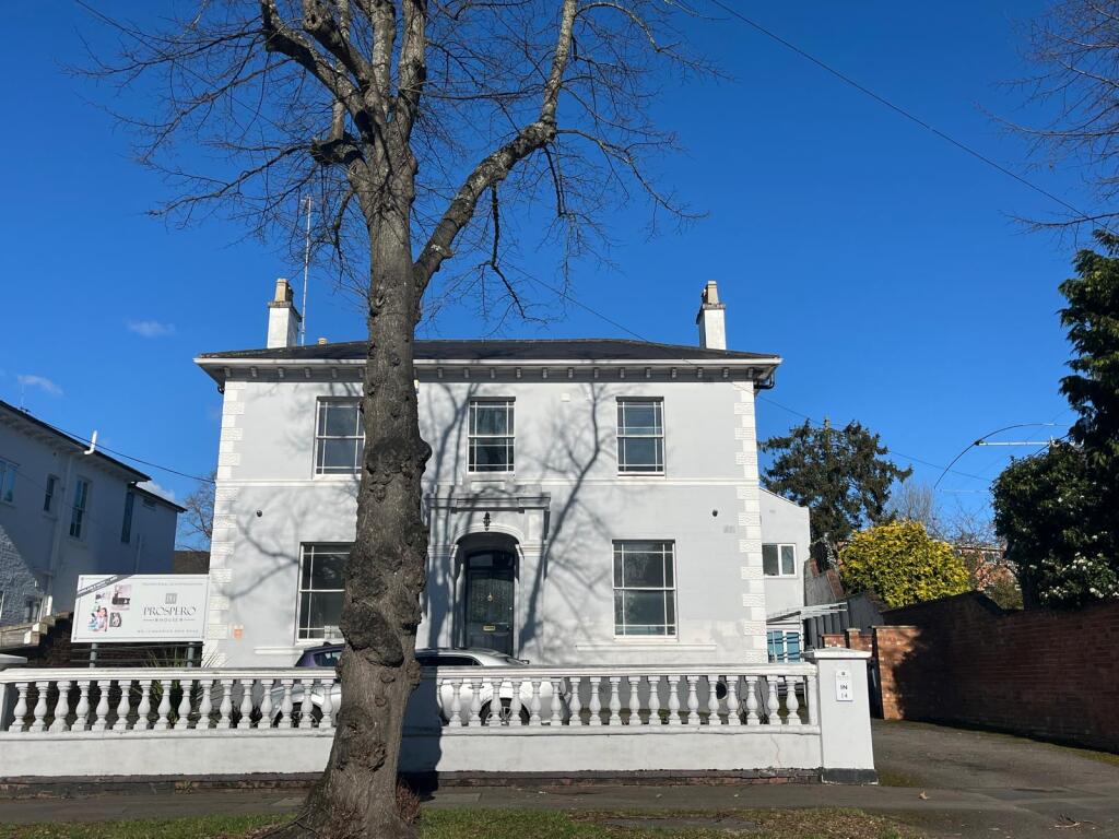 Main image of property: Warwick New Road