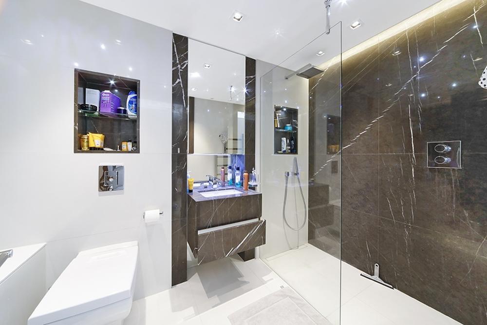Apartment in London - More