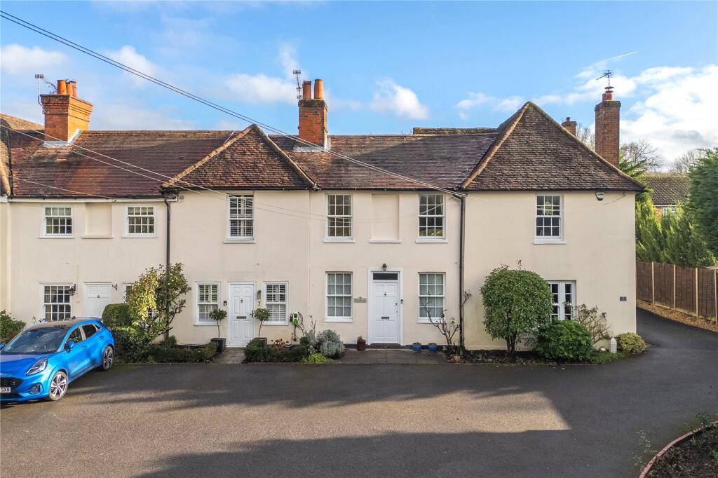 Main image of property: Braemar, Waltham Road, White Waltham, SL6