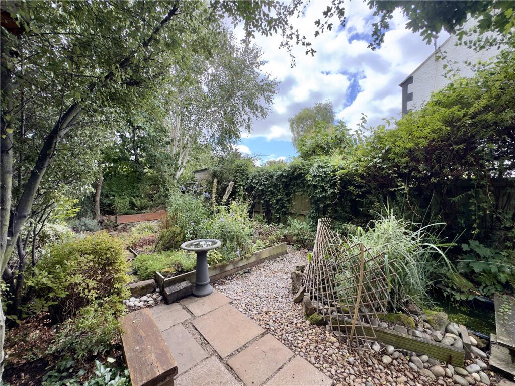 Hillside Road, Heswall, Wirral, CH60 photo 2