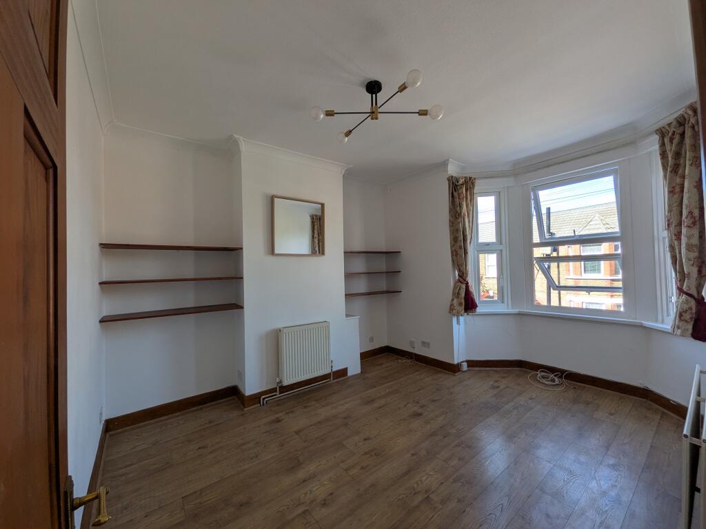 Apartment in London - View 5