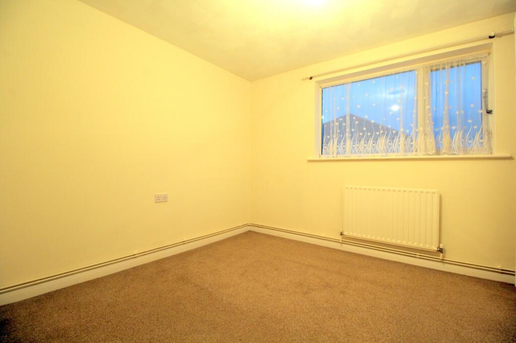 Apartment in Peacehaven, Telscombe Cliffs - View 5